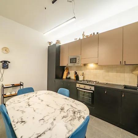 Portone 9 Relais - Reggio Nellemilia Apartamento *